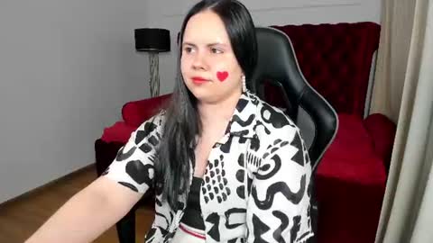 Snapshot of daisyharts chatting on July 2026 07:23:02 AM DaisyHarts online show from July 2026 07:23:02 AM
