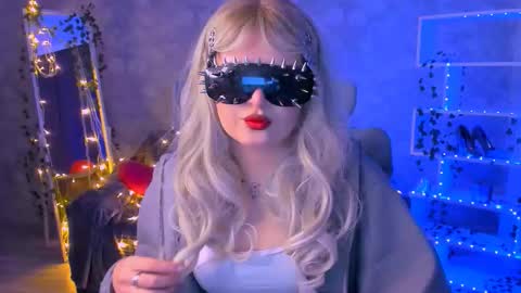 Snapshot of daisyvale chatting on February 2026 01:22:02 PM Daisy online show from February 2026 01:22:02 PM