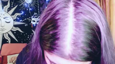 Snapshot of dak_7 chatting on December 2024 06:15:02 AM    --  -- help me reach 100 hands up  online show from December 2024 06:15:02 AM