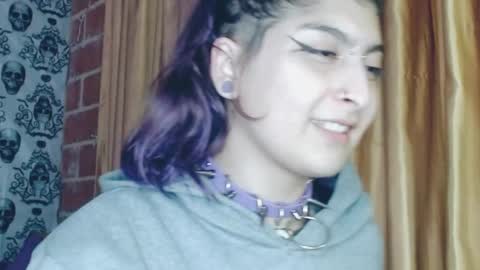 Snapshot of dak_7 chatting on February 2025 04:46:01 AM    --  -- help me reach 100 hands up  online show from February 2025 04:46:01 AM