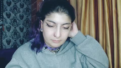 Snapshot of dak_7 chatting on February 2025 07:47:01 AM    --  -- help me reach 100 hands up  online show from February 2025 07:47:01 AM