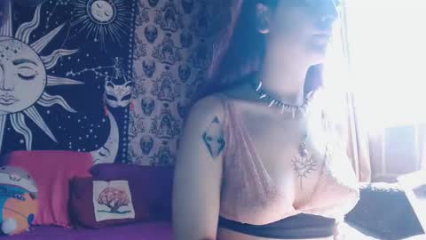 Snapshot of dak_7 chatting on February 2025 07:59:02 PM    --  -- help me reach 100 hands up  online show from February 2025 07:59:02 PM