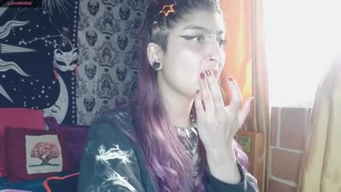 Snapshot of dak_7 chatting on March 2025 10:45:02 PM    --  -- help me reach 100 hands up  online show from March 2025 10:45:02 PM