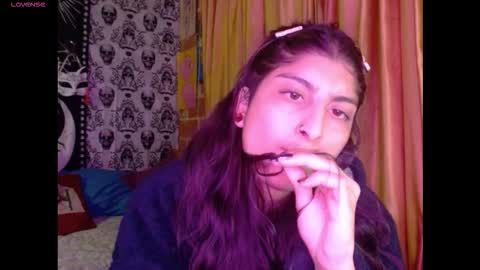 Snapshot of dak_7 chatting on October 2025 04:04:02 AM    --  -- help me reach 100 hands up  online show from October 2025 04:04:02 AM