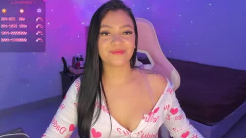 Snapshot of dakoota_luv chatting on April 2026 06:02:02 AM dakoota_luv online show from April 2026 06:02:02 AM