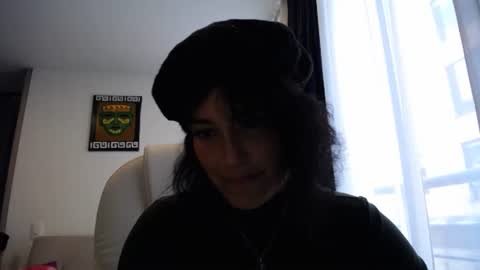Snapshot of dakota01_ chatting on December 2024 08:43:01 PM IG dakotasofiaa online show from December 2024 08:43:01 PM