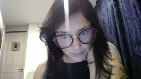 Snapshot of dakota01_ chatting on March 2025 01:42:02 AM IG dakotasofiaa online show from March 2025 01:42:02 AM
