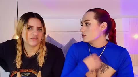 Dakota-Megan online show from October 2025 02:28:01 PM
