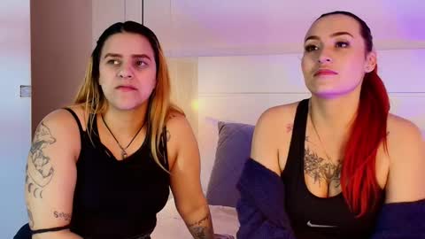 Dakota-Megan online show from October 2025 03:01:01 PM