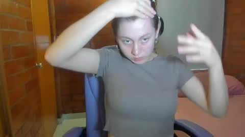 The girl of your dreams o online show from January 2025 09:35:02 PM