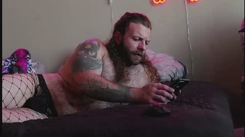 Snapshot of dakotadixxon chatting on June 2026 01:13:02 PM Dakota Dixxon online show from June 2026 01:13:02 PM