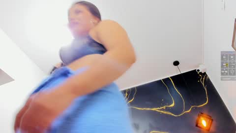 Liz online show from December 2024 06:15:01 PM