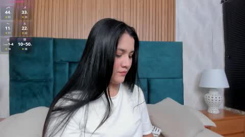 Violeta online show from March 2026 12:55:01 PM