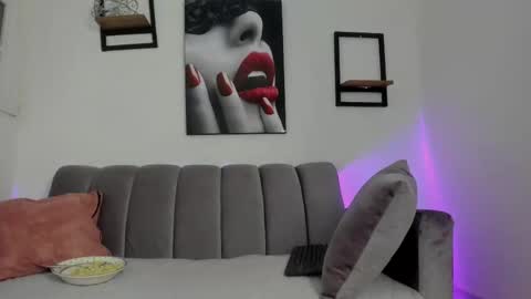 Snapshot of dalia_lux_ chatting on September 2025 01:44:02 PM dalia_lux_ online show from September 2025 01:44:02 PM