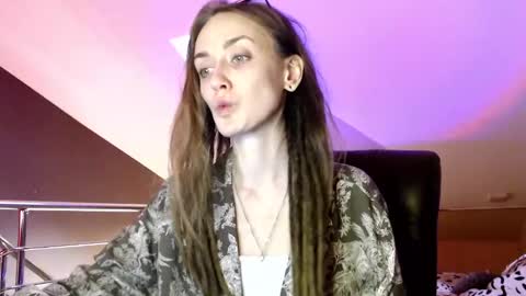 Dalia  online show from January 2025 10:20:01 AM