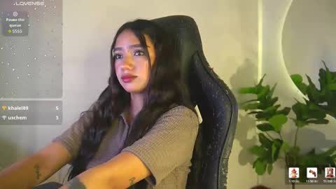 Dalila  online show from April 2026 11:48:01 PM