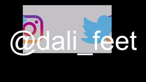 Snapshot of dalila_oficials chatting on April 2026 11:30:02 AM online show from April 2026 11:30:02 AM