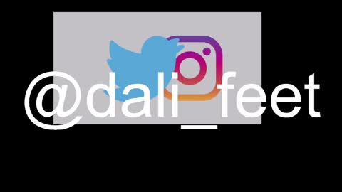 Snapshot of dalila_oficials chatting on June 2026 11:23:01 AM online show from June 2026 11:23:01 AM