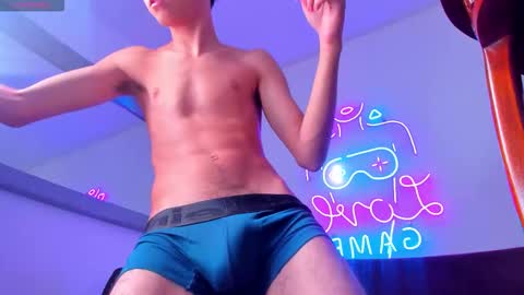 Snapshot of dallen_grant chatting on February 2026 04:52:01 AM Dallen Grant online show from February 2026 04:52:01 AM