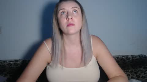 Maria online show from October 2025 09:59:01 PM