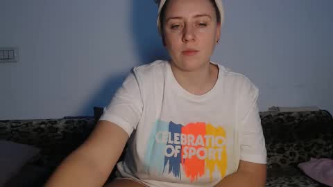 Maria online show from November 2025 10:21:02 PM