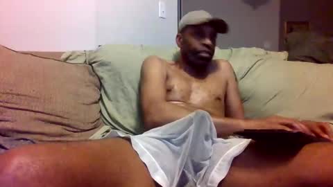 Snapshot of dameatis_brown chatting on April 2026 05:13:01 AM Dameatis Brown online show from April 2026 05:13:01 AM