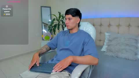 DAMIAN online show from February 2025 12:19:01 PM