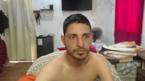 Snapshot of damian_29 chatting on May 2026 07:00:01 PM Damian online show from May 2026 07:00:01 PM