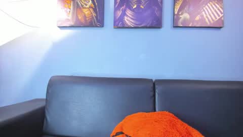 Snapshot of damian__oliver chatting on March 2026 05:46:01 AM Damian Oliver online show from March 2026 05:46:01 AM