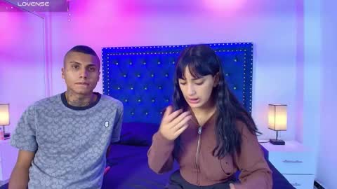 Snapshot of damian_and_roxanne chatting on March 2026 12:44:01 PM DAMIAN AND ROXANNE. online show from March 2026 12:44:01 PM