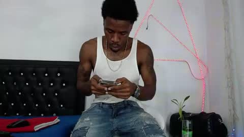 Snapshot of damian_hart_24cm chatting on July 2026 01:02:01 PM damian_hart_24cm online show from July 2026 01:02:01 PM