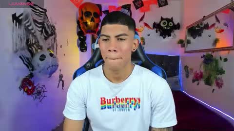 Damian online show from October 2025 03:28:01 AM