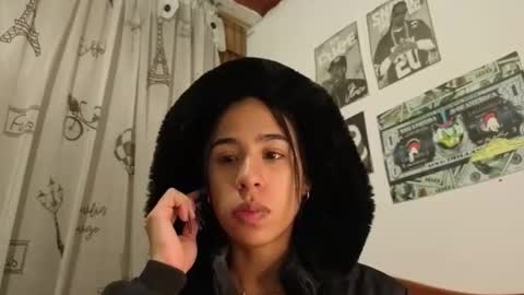 Snapshot of damian_n_lissa chatting on February 2026 02:04:02 AM damian_n_lissa online show from February 2026 02:04:02 AM