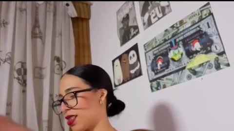 Snapshot of damian_n_lissa chatting on March 2026 11:53:02 PM damian_n_lissa online show from March 2026 11:53:02 PM