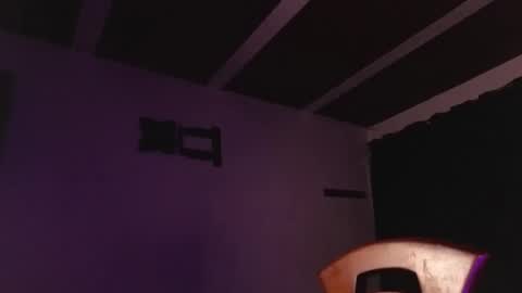 Snapshot of damian_n_lissa chatting on April 2026 11:38:02 PM damian_n_lissa online show from April 2026 11:38:02 PM