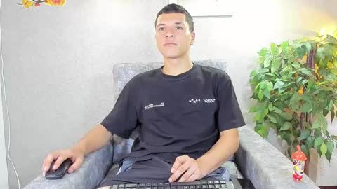 damian_vega13 online show from November 2025 06:29:01 PM