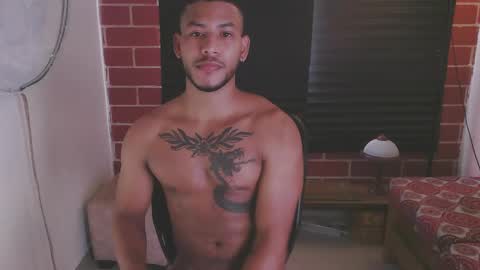 instagram damiannreed. online show from January 2025 06:52:01 PM