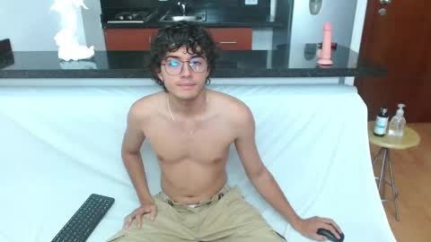 Damiano online show from December 2024 12:36:01 PM