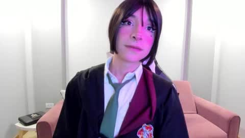 Damian online show from November 2025 12:58:02 PM