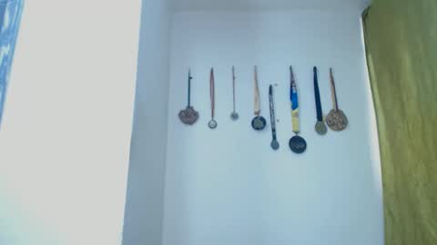 dammuscle online show from October 2025 03:45:01 PM