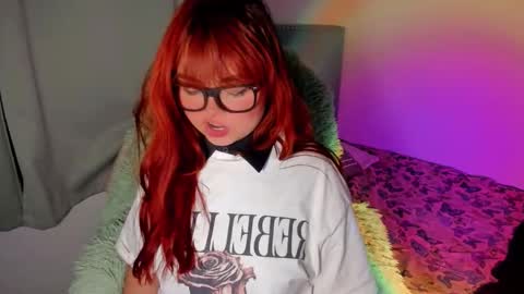 Snapshot of damn_that_booty chatting on October 2025 01:04:02 AM Criss online show from October 2025 01:04:02 AM