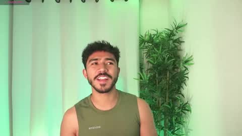 damon_frost online show from April 2026 09:39:33 PM