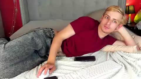Snapshot of damonlux chatting on July 2026 12:55:01 PM Damon online show from July 2026 12:55:01 PM