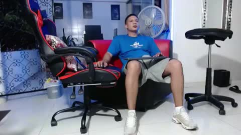 damyan_2003 online show from January 2025 12:33:01 AM