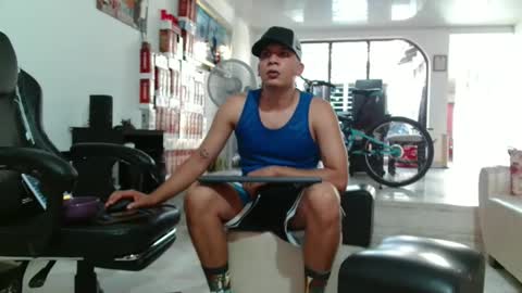 damyan_2003 online show from January 2026 09:06:02 PM