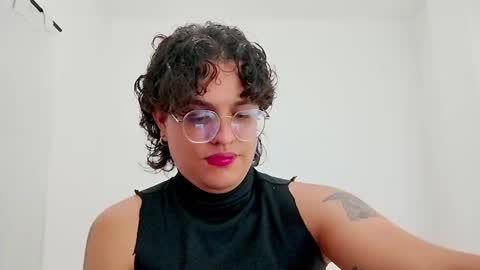 Diane Blosson online show from February 2026 01:45:01 AM