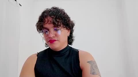 Diane Blosson online show from February 2026 02:08:02 AM