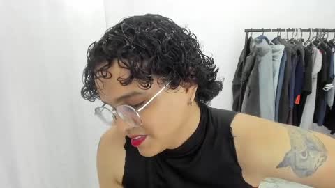 Snapshot of dan_blous chatting on May 2026 08:36:01 PM Diane Blosson online show from May 2026 08:36:01 PM