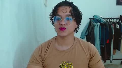 Snapshot of dan_blous chatting on May 2026 12:18:02 AM Diane Blosson online show from May 2026 12:18:02 AM