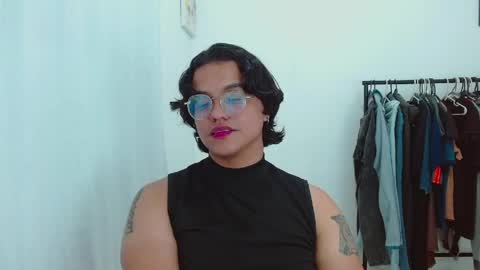 Snapshot of dan_blous chatting on May 2026 12:19:01 AM Diane Blosson online show from May 2026 12:19:01 AM